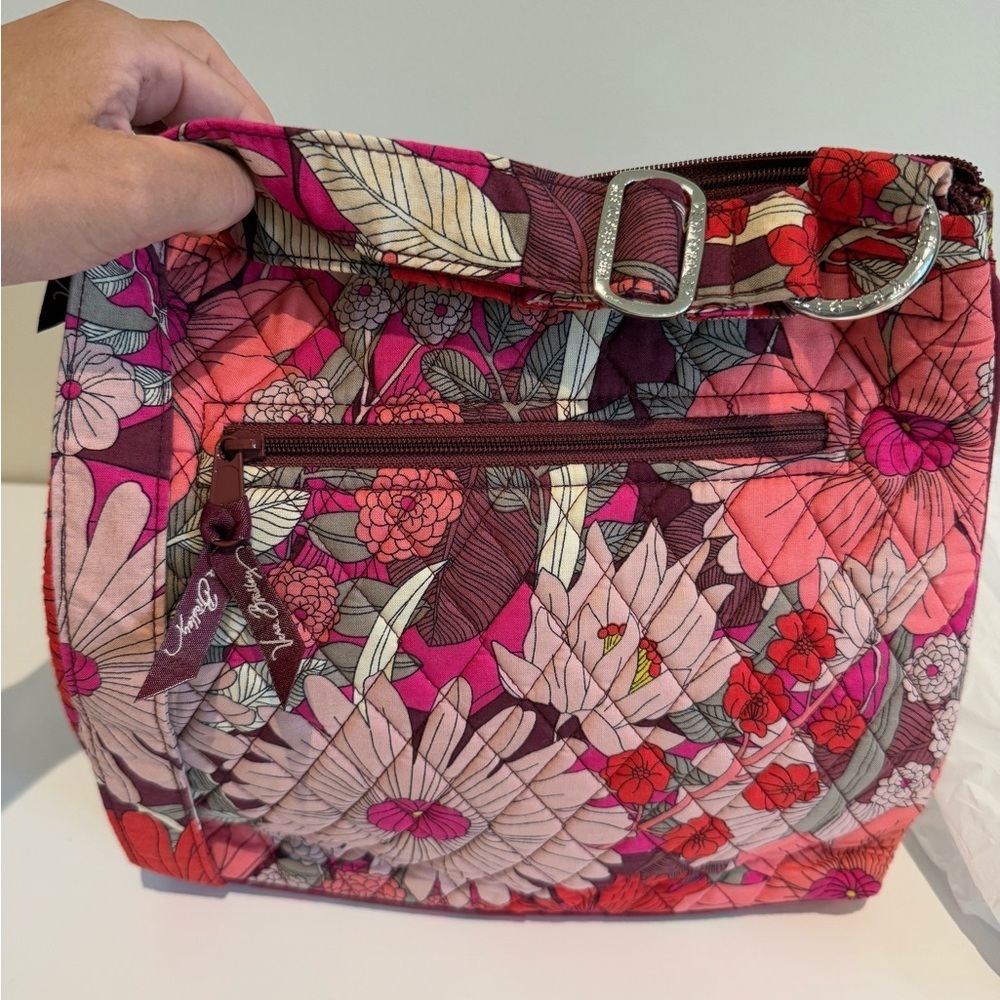 Vera Bradley Pink Red Floral Women's Crossbody Bag w.Adjustable Shoulder Strap - Picture 3 of 14